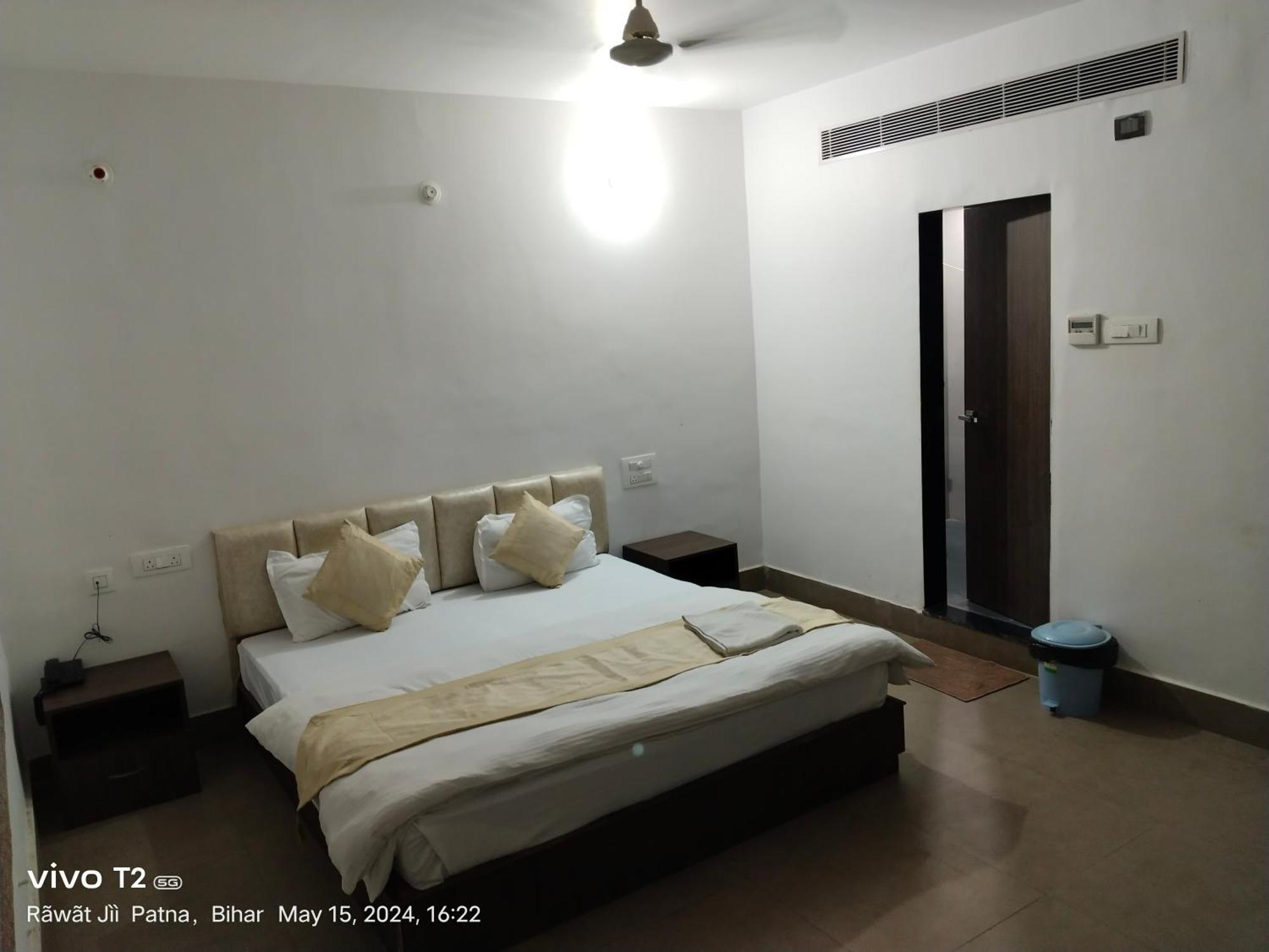 Hotel Destiny Patna  Kültér fotó